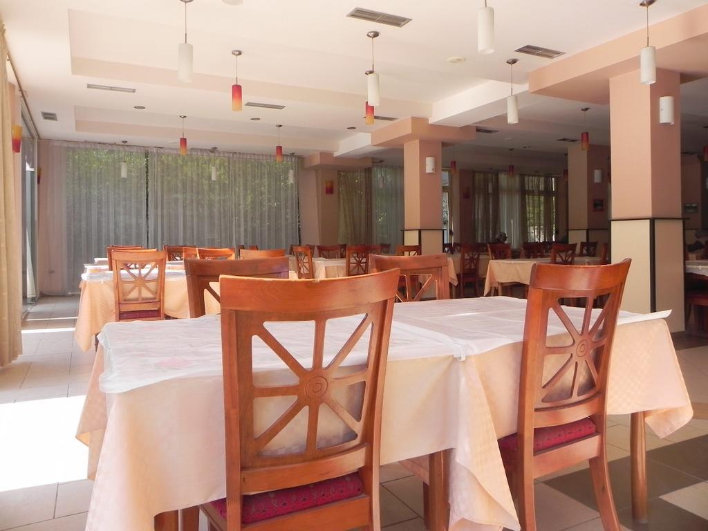 Hotel Nacional Durres Luaran gambar